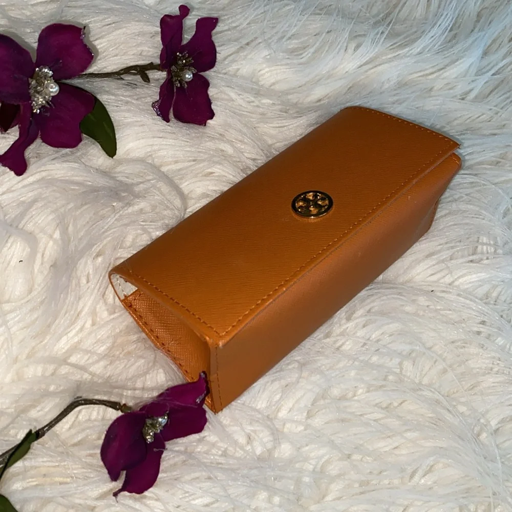 TORY BURCH sunglasses case
